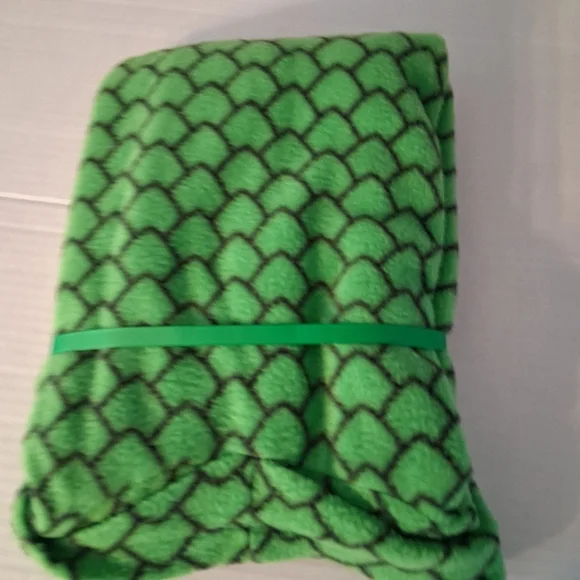 Green Dinosaur Hooded Blanket/poncho/towel - Picture 3 of 5